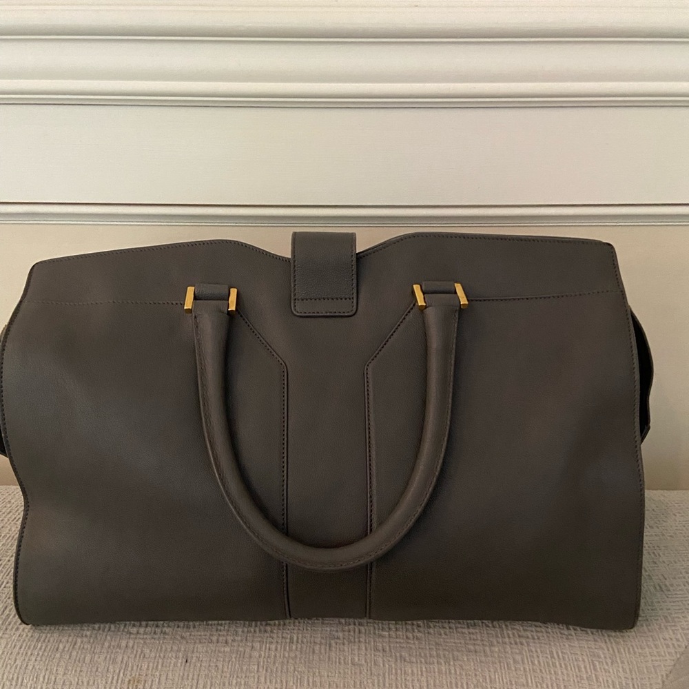 Saint Laurent Caba bag - Picture 5 of 17
